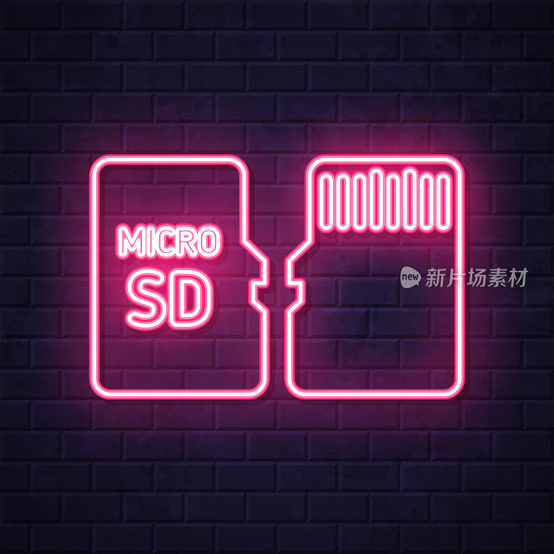 Micro SD卡-前后视图。在砖墙背景上发光的霓虹灯图标
